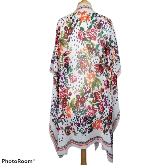Floral Kimono Style Top / Cover Up - Picture 3 of 8